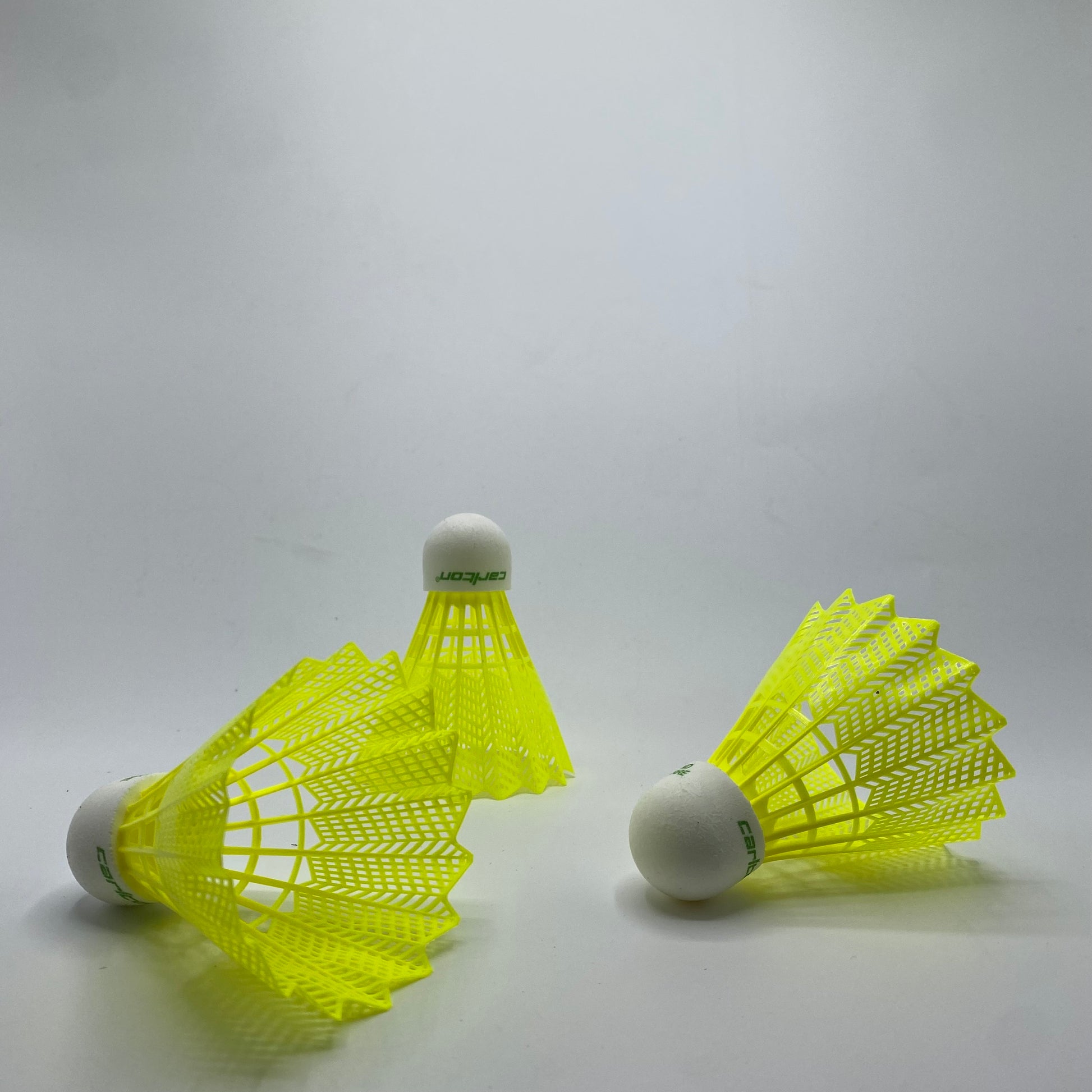 Carlton T800 Badminton Nylon Shuttle- Badminton Shuttle - Nylon -Shuttle - Yellow Shuttle