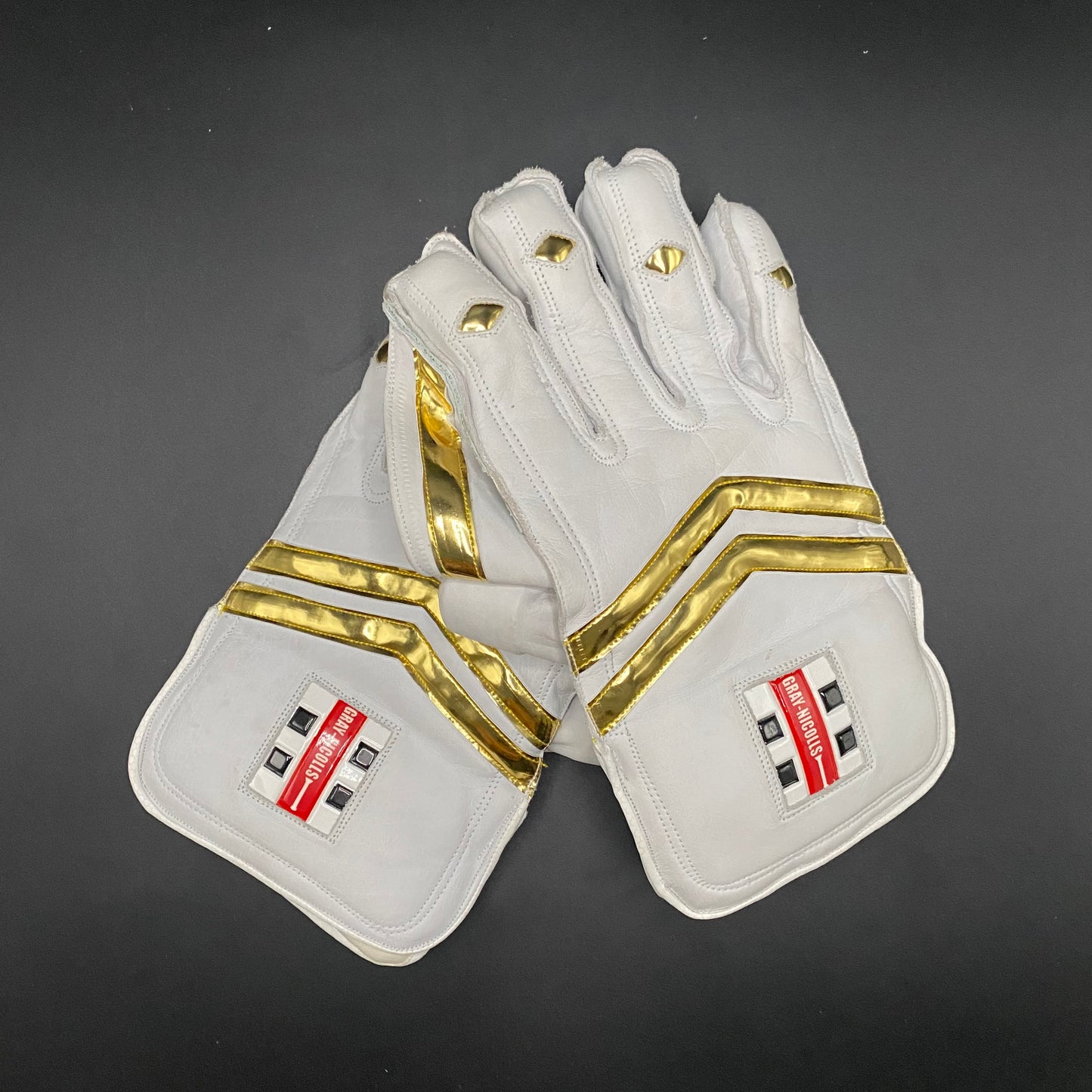 Grey Nicholls Keeping Gloves - Exceptional Protection, Unparalleled Control