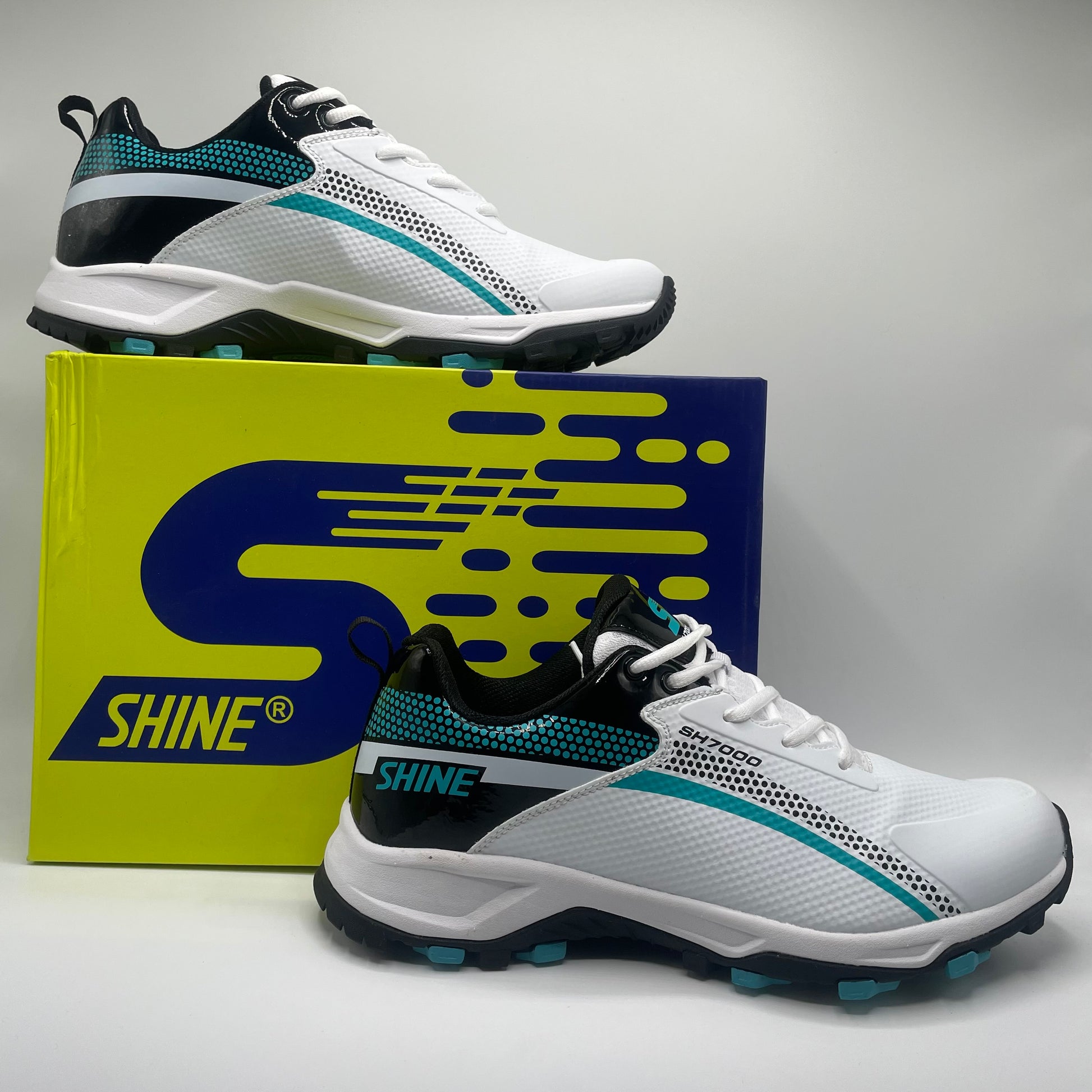 Shine Cricket shoes - cricket grippers -cricket shoes